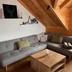 Almhütte Apartment *