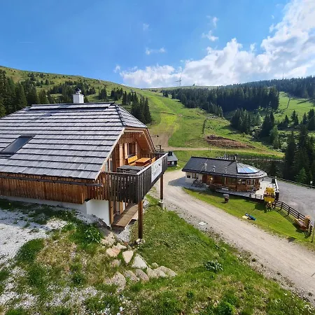 Almhuette Apartmán Lachtal